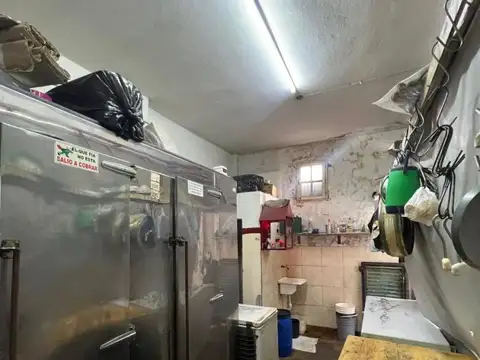Local en venta en José León Suarez!