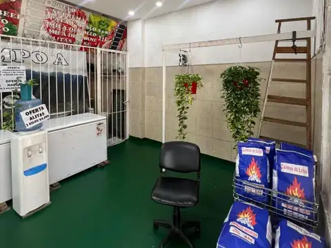 Local en venta en José León Suarez!