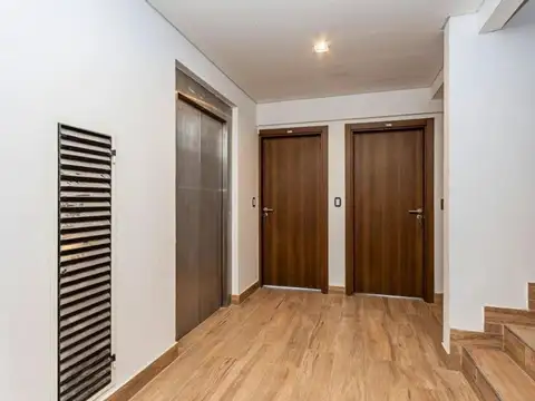 VENTA Dpto. Monoambiente c/cochera Tigre centro.