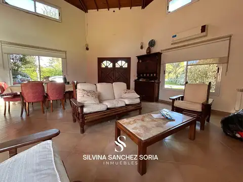 Casa en Venta en Las Lomadas, USD 190.000