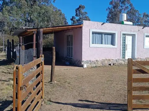 Casa 3 Amb. En Venta - La Falda, Cordoba