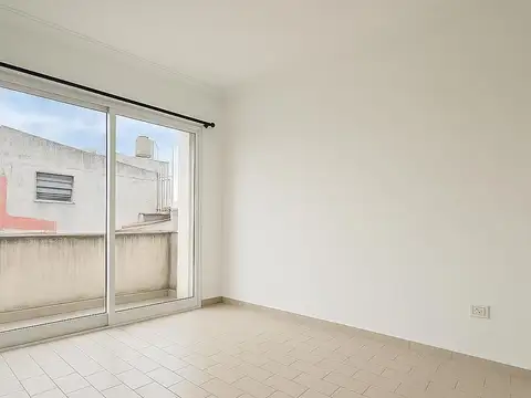 Depto Tipo Casa 2 ambientes con 1 baño