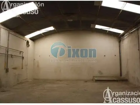 Galpon en Olivos. Venta