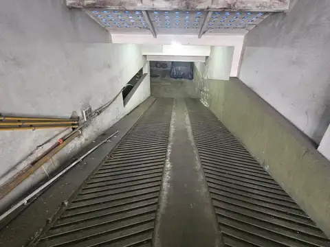 Cochera en Subsuelo
