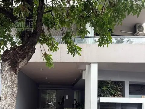 Departamento en ALQUILER 2 amb. c/cochera