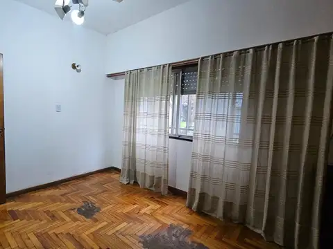 Depto Tipo Casa en Alquiler de 3 ambientes