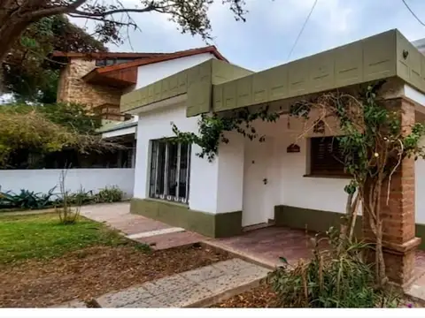 Casa en Alquiler de 3 dormitorios