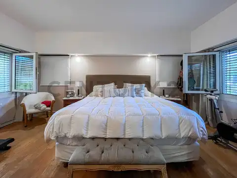 Casa 10 ambientes con 7 baños