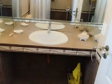 Departamento 3 ambientes con 2 baños