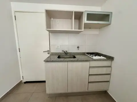 Departamento en Alquiler en Republica De La Sexta, $ 400.000