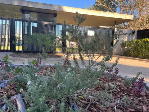 LOTE EN VENTA  en VILLA ELISA Calle 407 y 21 - Barrio Privado Las Alondras