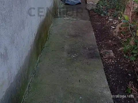 Casa 3 ambientes con 1 baño