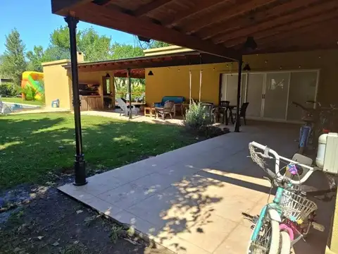 Casa en Venta con 1 cochera