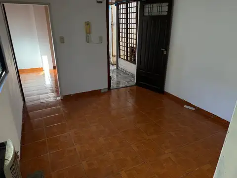 Depto Tipo Casa en Alquiler de Monoambiente