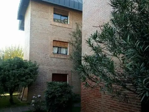 FRENTE AL JOCKEY - Departamento 3 Dorm. 2 Baños
