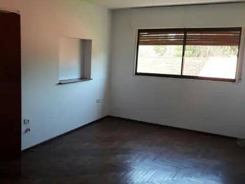 Av. Valparaiso 3940 , Piso PB