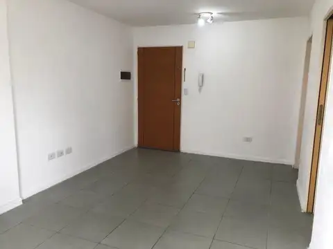 Departamento en Venta en Moron Sur, USD 50.000