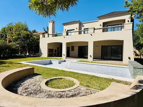 Casa en Venta de 4 dormitorios