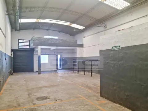 Bodega-Galpon Venta - Munro