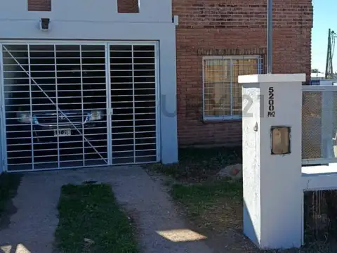 VENTA CONJUNTO DE 4 PH EN SAN IGNACIO  DE 2 DOR Y 3 DOR