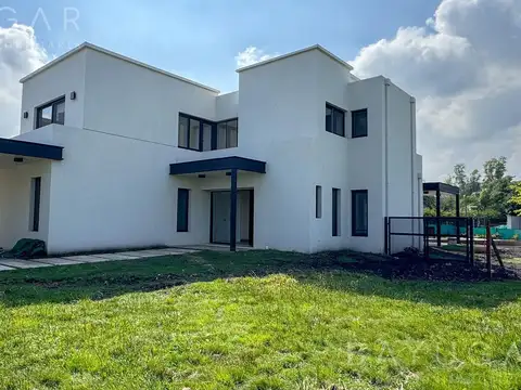 Venta Casa - Ayres Plaza / Pilar - Sobre Cul de Sac