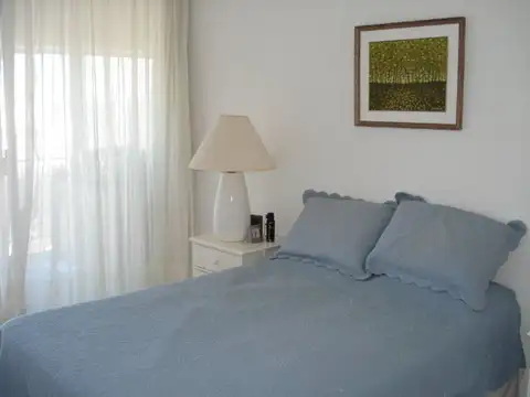 Departamento - ALQUILER_TEMPORAL - Uruguay, PUNTA DEL ESTE - CALLE 15 (El Obenque) 710