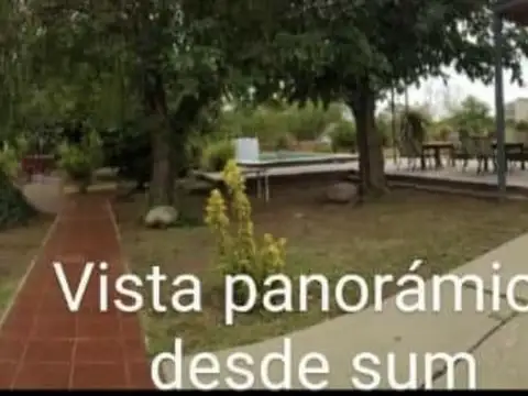 Casa 7 ambientes con 2 baños