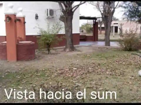 Casa en Venta con 2 cocheras