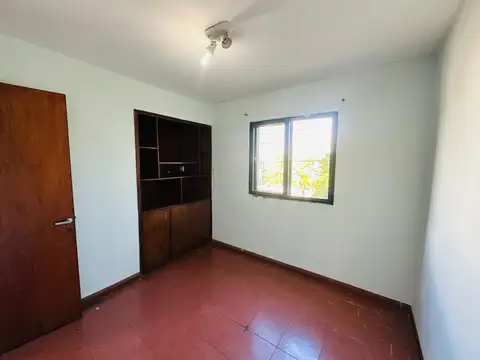 Departamento 5 ambientes con 1 baño