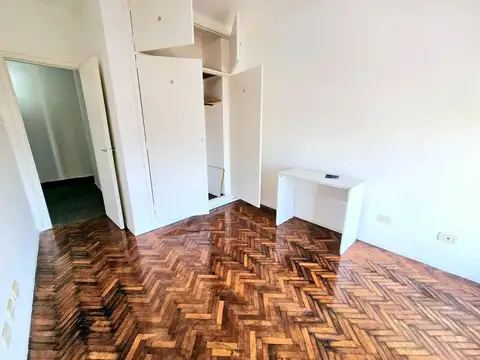 Departamento en Alquiler en Ramos Mejía, $ 950.000