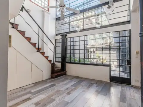 Venta PH con patio en Caballito
