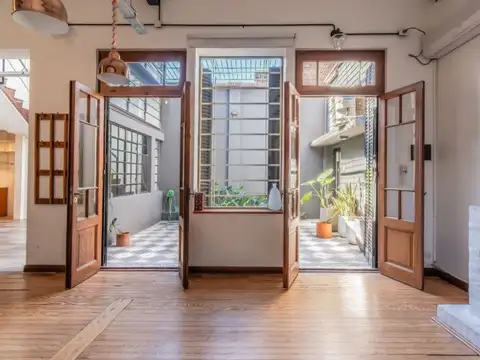 Depto Tipo Casa 3 ambientes con 2 baños