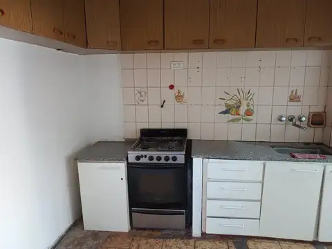 Casa 3 ambientes con 1 baño