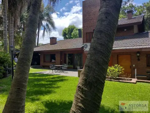 Casa en Alquiler de 3 dormitorios