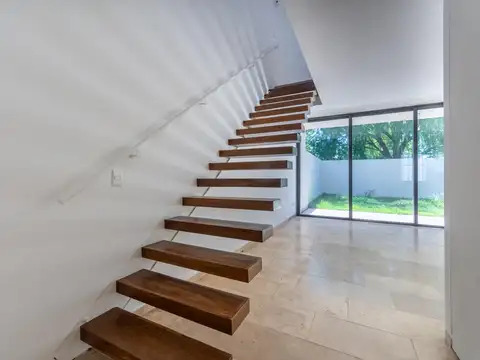 Depto Tipo Casa en Venta de 3 dormitorios