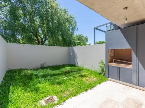 Depto Tipo Casa en Venta en La Lucila Libertador / Río, USD 470.000