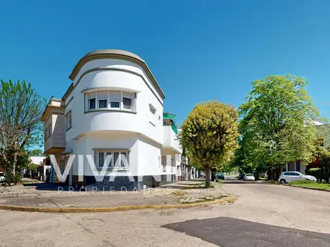 Venta de Casa 3 DORMITORIOS en  La Plata   67 esquina 18 VIVANI PROPIEDADES