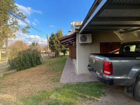 Casa 3 ambientes con 2 baños