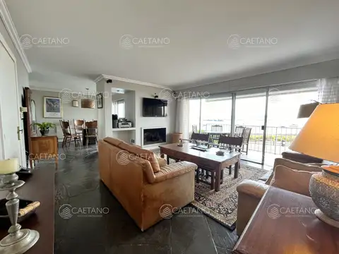 Departamento en Alquiler Temporal de 4 dormitorios