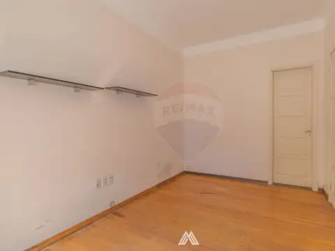 Doctor Washington Beltrán 1700