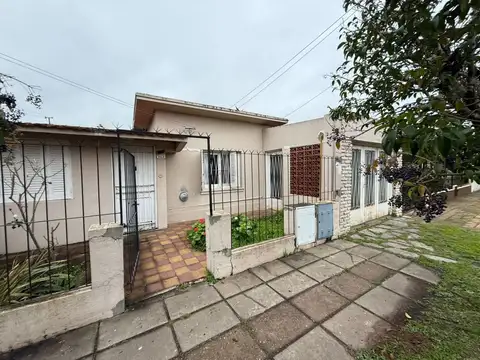 Casa - Venta - Argentina, Los Polvorines - Manuel de Escalada 3648