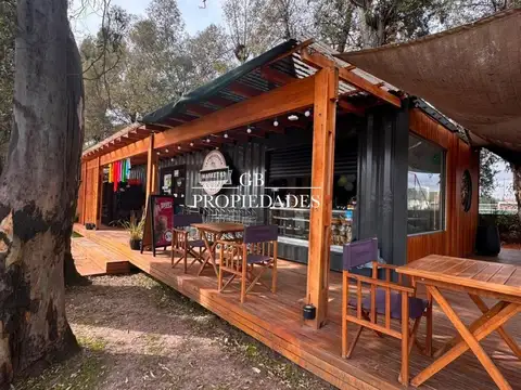 Venta de Casa en Santa Elena 4 ambientes, Pilar