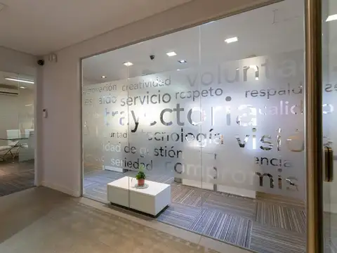 Oficina Monoambiente con 6 baños
