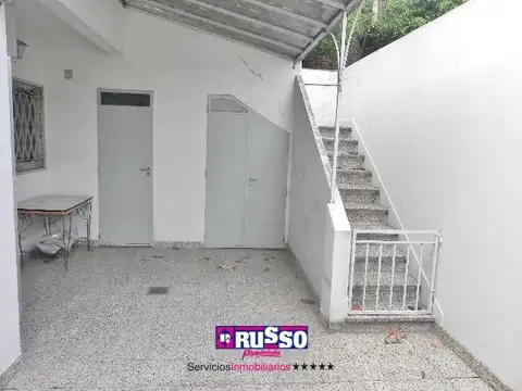Depto Tipo Casa en Venta con 1 cocheras