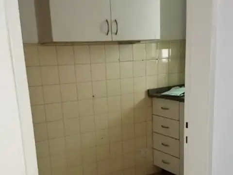 Oportunidad: Venta "Dos Dormitorios" Pellegrini 868 Rosario