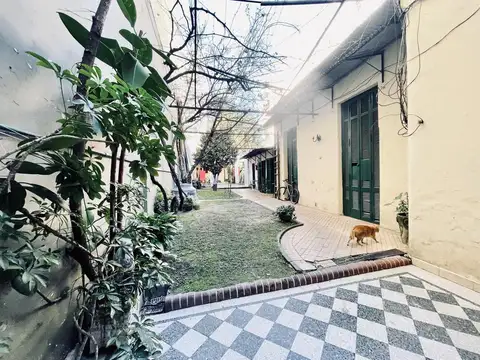 Terreno en Venta en Flores, USD 800.000