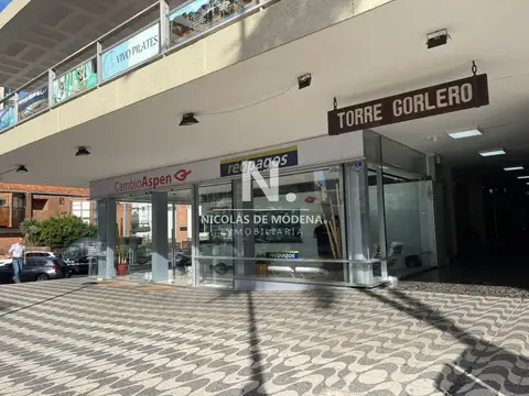 En venta Local de 430m2 en Torre Gorlero 