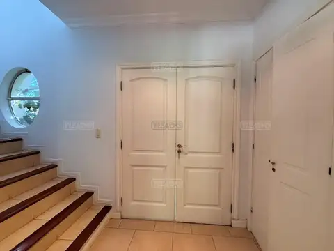 Casa en Venta en Pilar del Este - Los Jazmines, USD 255.000