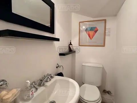 Casa 5 ambientes con 4 baños