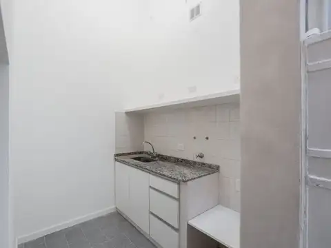 Oficina en Alquiler 75 años